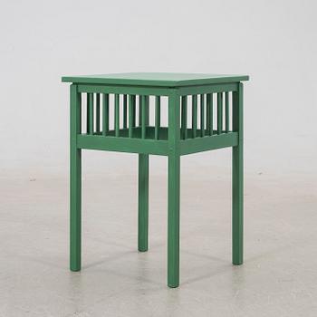 Flower table/pedestal, Art Nouveau, early 20th century.