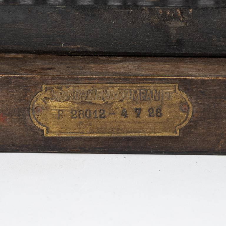 Nordiska Kompaniet, spegel med taburett, "Harding", 1920-tal.