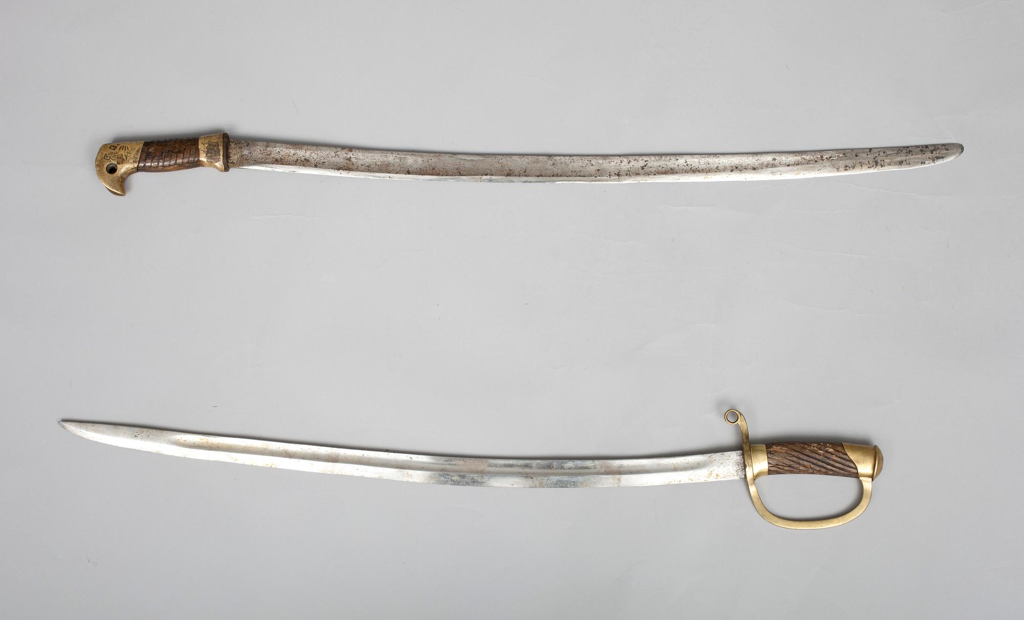 SABEL, "Saschka" m/1881 samt SABEL, "Kosacksabel" 1915, Ryssland.