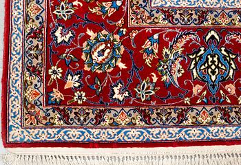 A carpet, old Esfahan, ca 310 x 204 cm.