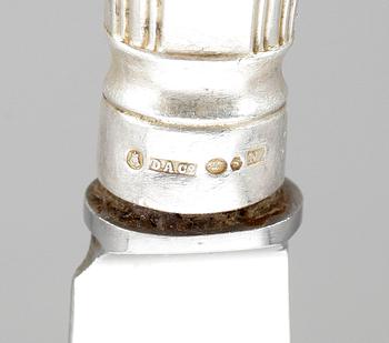 KNIVAR, 19 st, David Anderson & comp AB, 1915. Totalvikt: 1562 gram.