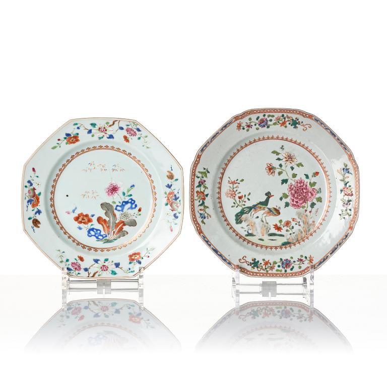 Two Chinese famille rose porcelain plates, Qing dynasty, Qianlong (1736-95).