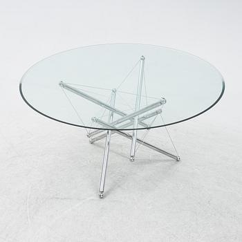 Theodore Waddel, a model 714 dining table, Cassina, Italy.