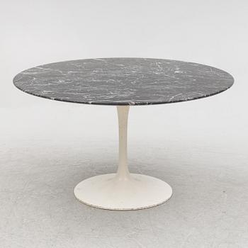 Eero Saarinen, a 'Tulip' coffee table, Knoll International or licensed manufactured by Nordiska Kompaniet, 1960s-70s.