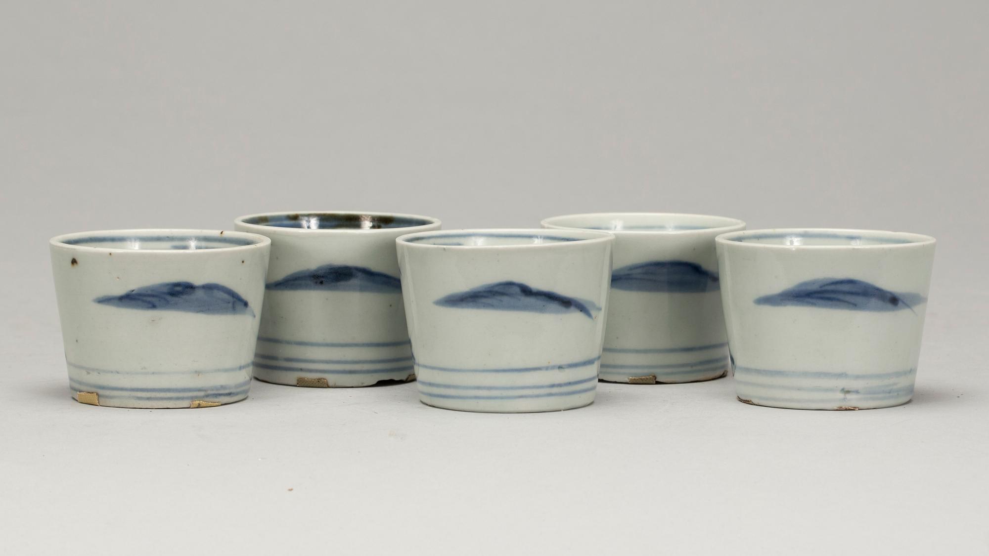 TEKOPPAR, porslin, 5 st. Japan. 1900-talets första hälft.