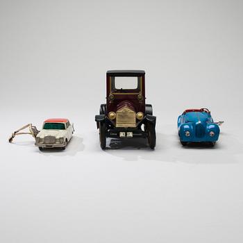 LEKSAKSBILAR, 3 st, Schuco, Tyskland. 1950-tal/1960-talets början.