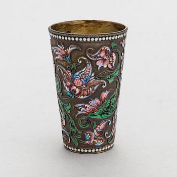 Bägare, cloisonné-emalj och silver, S:t Petersburg, Ryssland sekelskiftet 1800/1900.