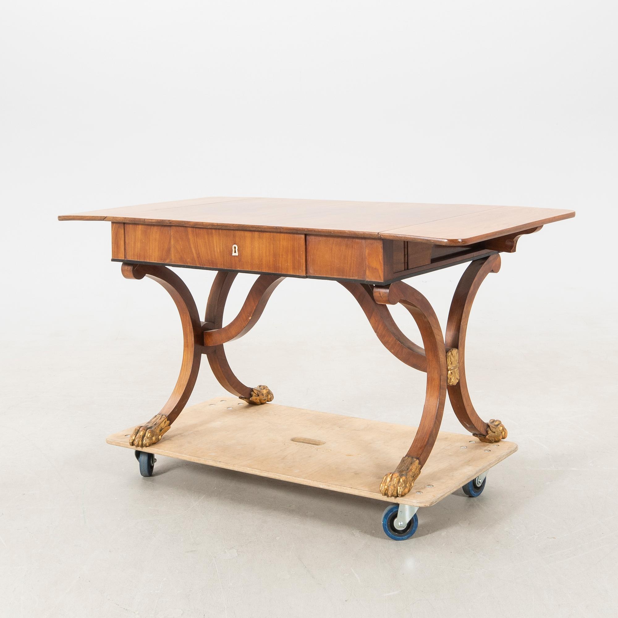 Drop-leaf table signed JA Åkerman's furniture factory Gothenburg Empire period 1810-20s.