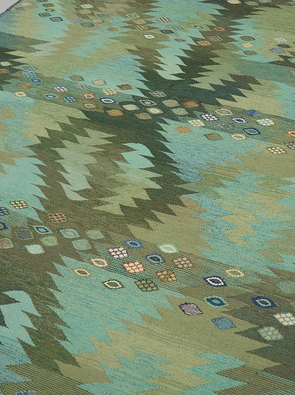 BARBRO NILSSON, A CARPET, "Tånga, grön", flat weave, 357,5 x 235,5 cm, signed AB MMF BN.