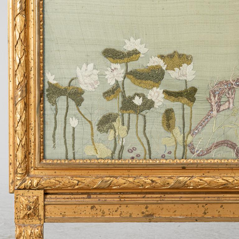 Anna Casparsson, Broderi i brasskärm.