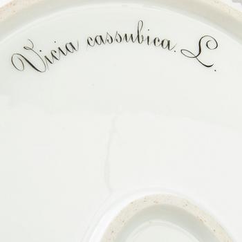 A 20th century Flora Danica Royal Copenhagen porcelain dish.