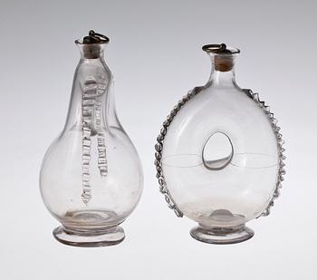 FLASKOR, 2 st, glas, Sverige 1700/1800-tal.