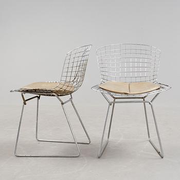 STOLAR, ett par, "Sidechair", design Harry Bertoia, 1960-tal.