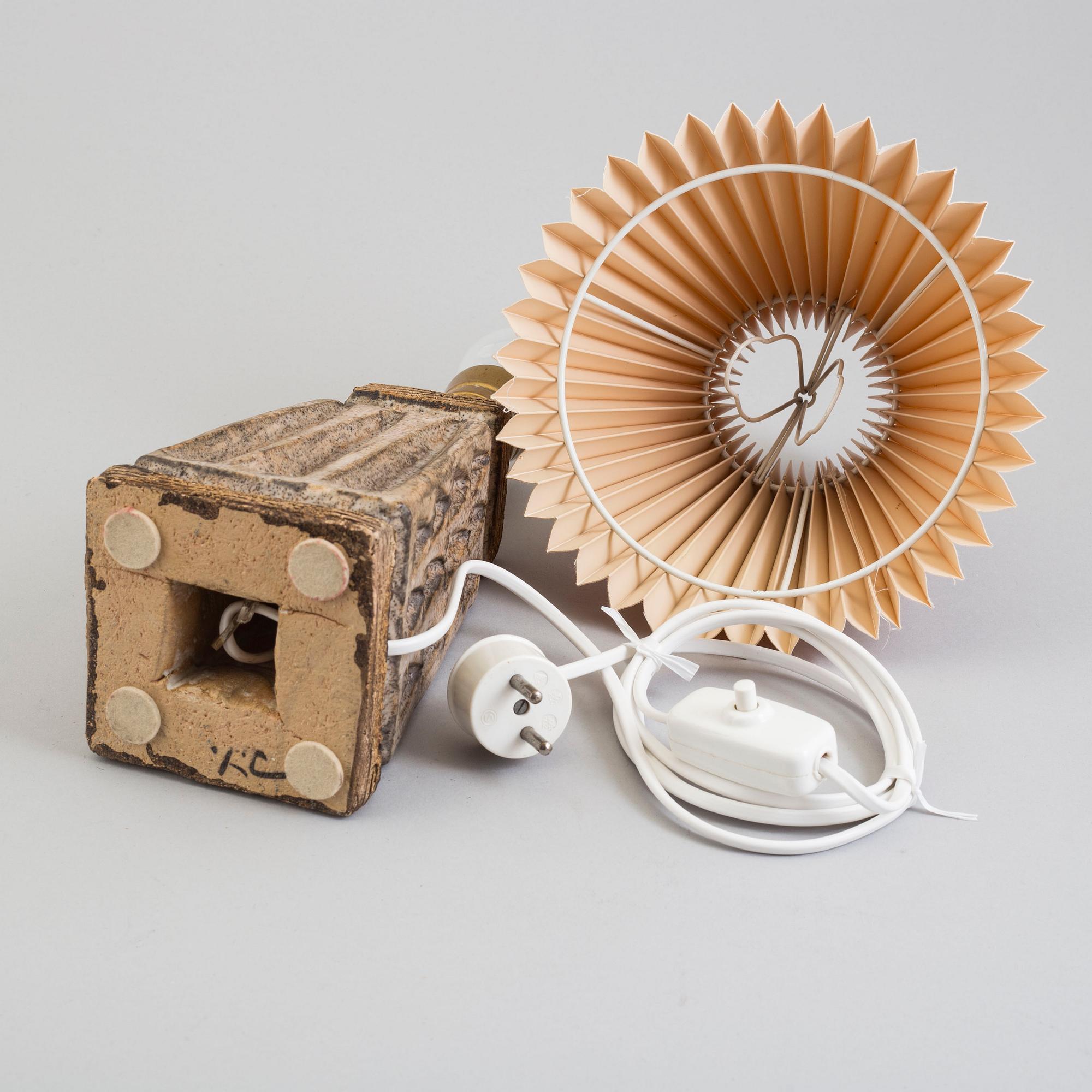 IRMA YOURSTONE, bordslampa, keramik, 1900-talets andra hälft.