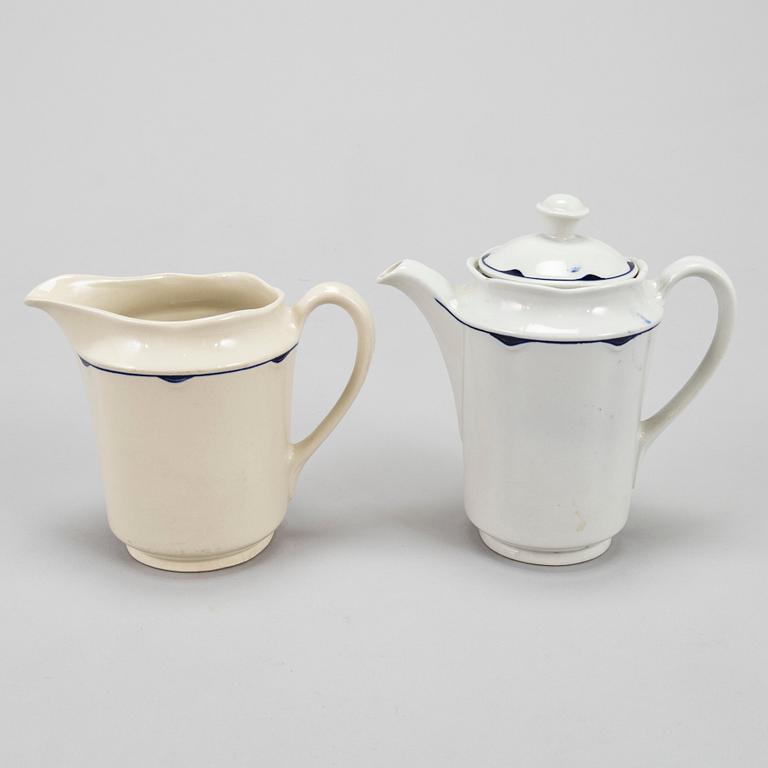 A 34-piece tableware set 'Pekka' for Arabia, Finland 1930/40s.