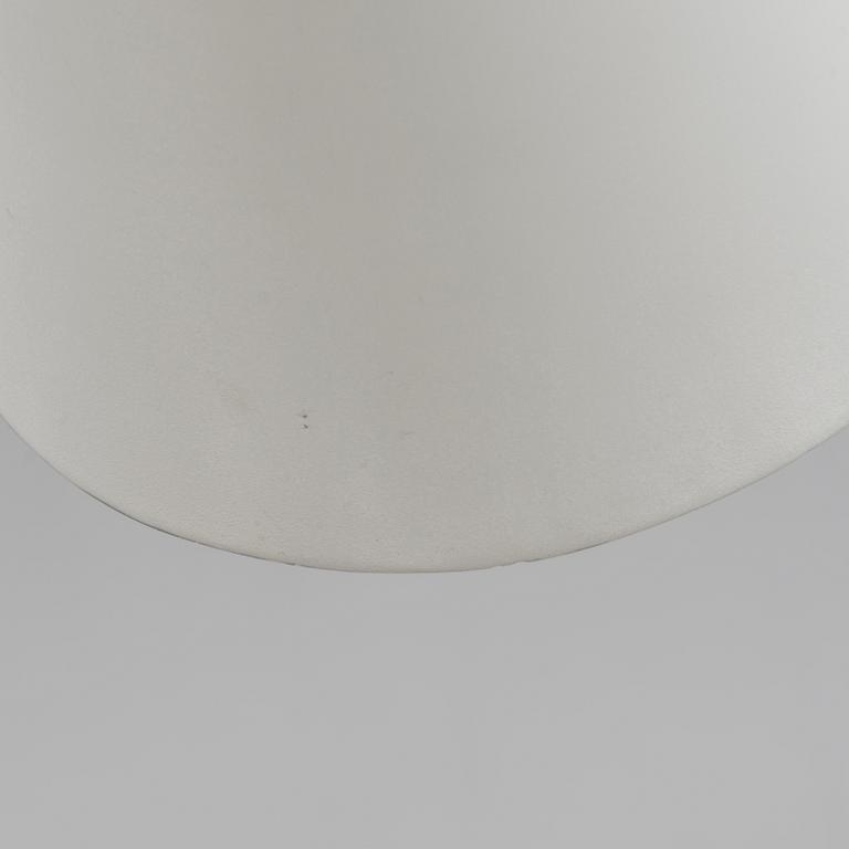 AN ADJUSTABLE FLOOR LAMP, K10-11. Manufactured by Idman Oy. Designed 1958.