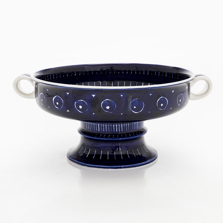 Ulla Procopé, a "Valencia" footed porcelain bowl, Arabia, Finland.