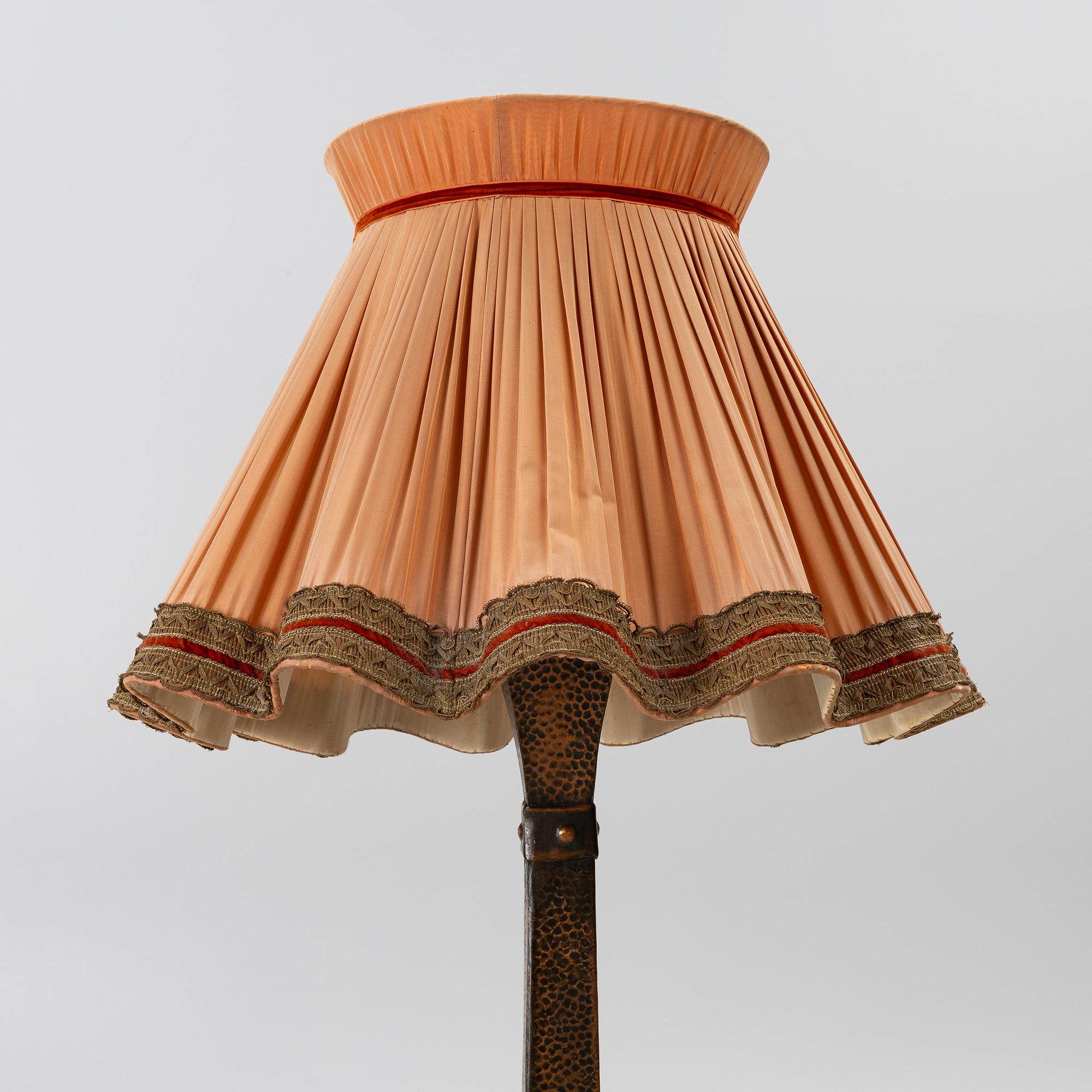 Jugend/Art Nouveau, Floor lamp, early 20th century.