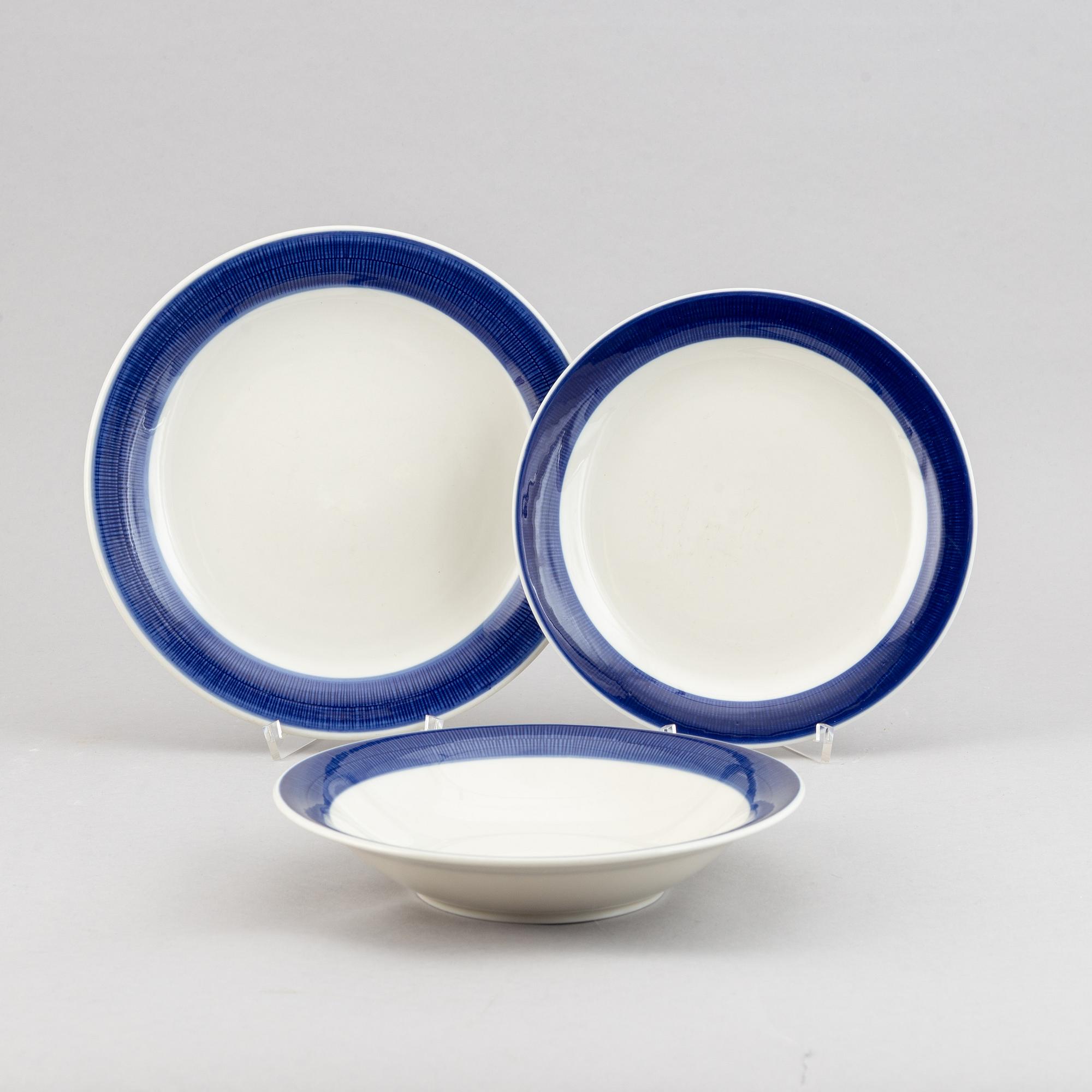 A Hertha Bengtsson 'Koka Blå' dinner service, 84 pcs, Rörstrand, designed 1956.