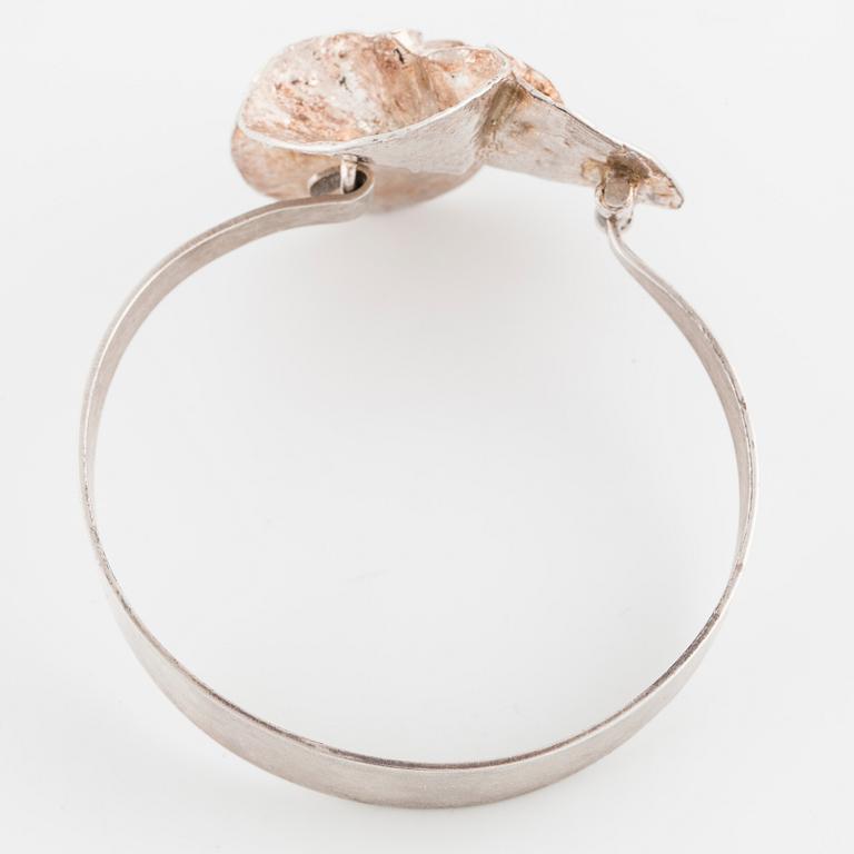 THERESIA HVORSLEV, ARMBAND, MEMA, Lidköping, 1976.