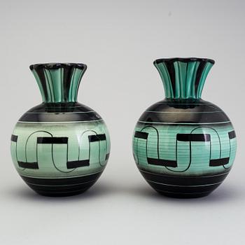 A pair of vases "V series", Ilse Claesson, Rörstrand 1930´s.