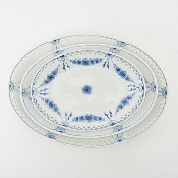 Harriet Bing, service, 30 pieces, "Empire", Bing & Grøndahl, Denmark.