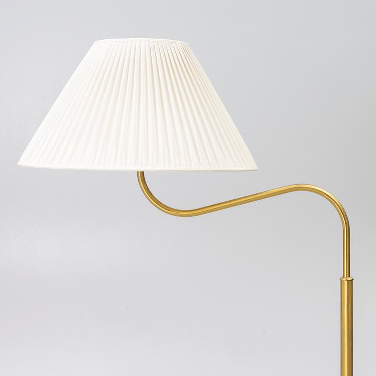 Josef Frank, golvlampa, modell 2368/2148, Firma Svenskt Tenn, 1900-talets andra hälft.