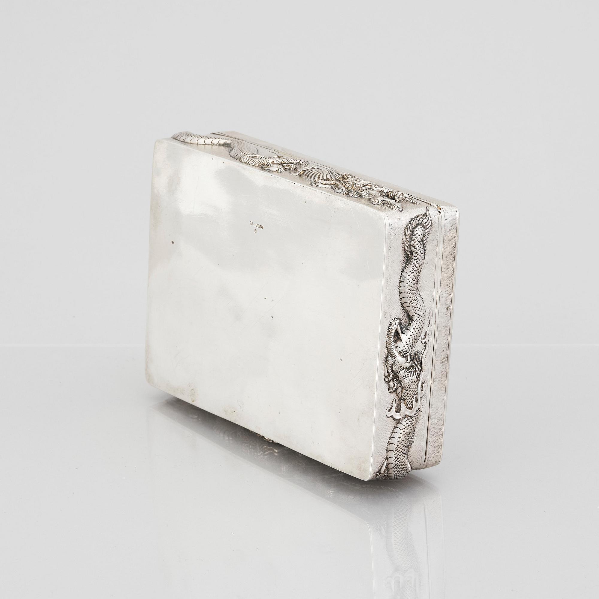 A Chinese Silver box with cover, Shanghai, markers mark Zee Sung, early 20th Century.