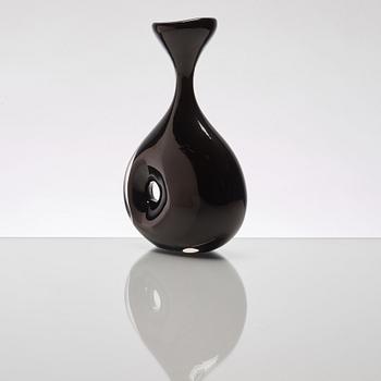 Vicke Lindstrand, An organic shaped vase, Kosta, 1950's.