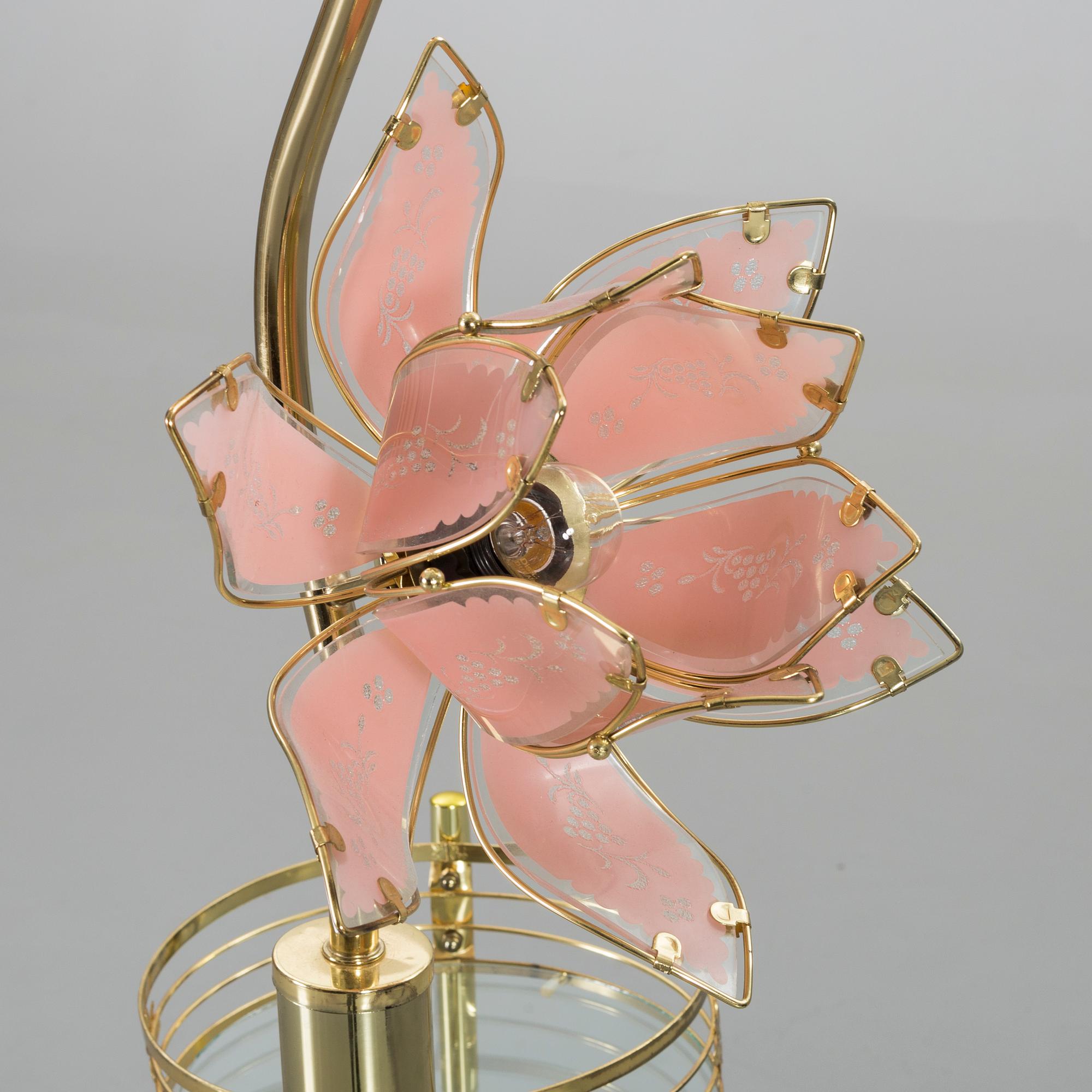 GOLVLAMPA 1900-talets senare del.