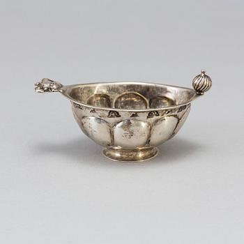 A SWEDISH SILVER BOWL, mark of Johan Söderdahl, Söderköping 1778. Weight ca 65 g.