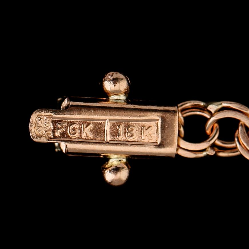 COLLIER, 18 k guld. Vikt ca 11,3 g.
