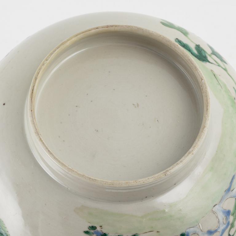 A Chinese Famille Rose Bowl,  Qing Dynasty, Qianlong (1736-95).