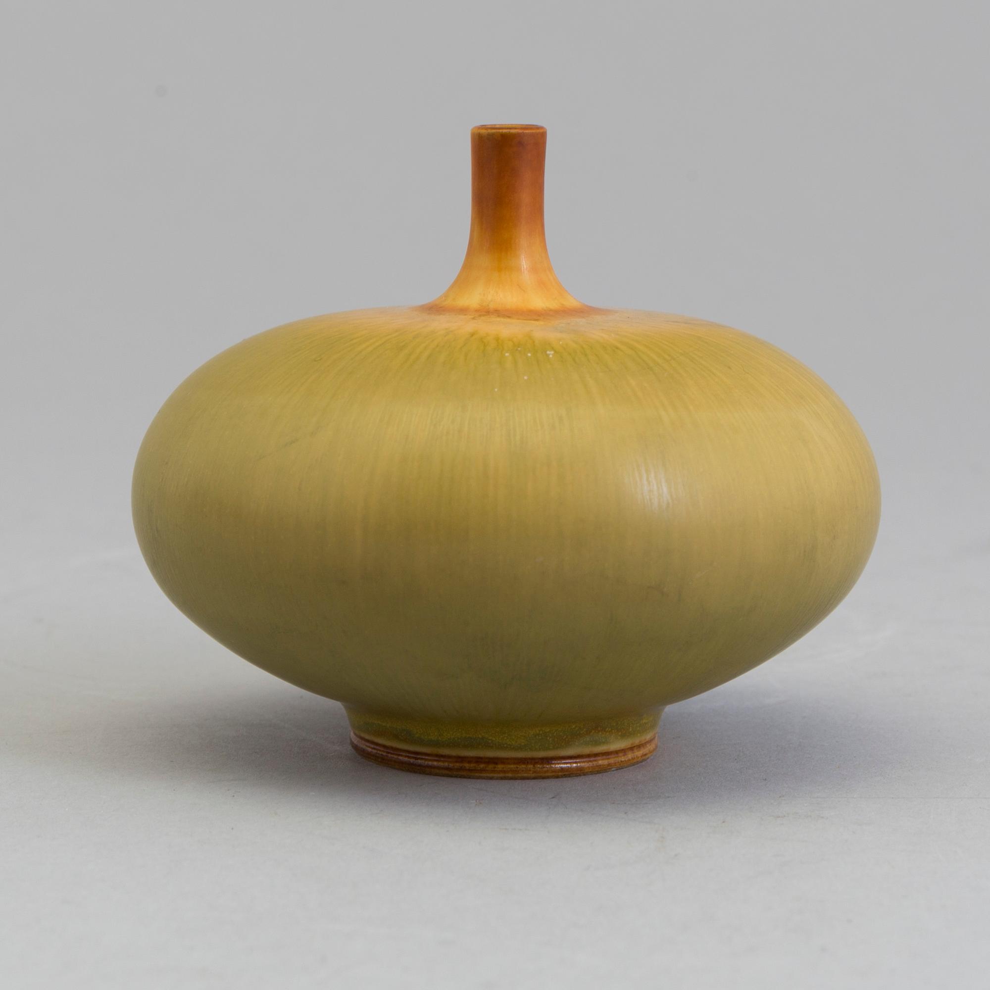 BERNDT FRIBERG, vas, stengods, Gustavsberg studio 1965.