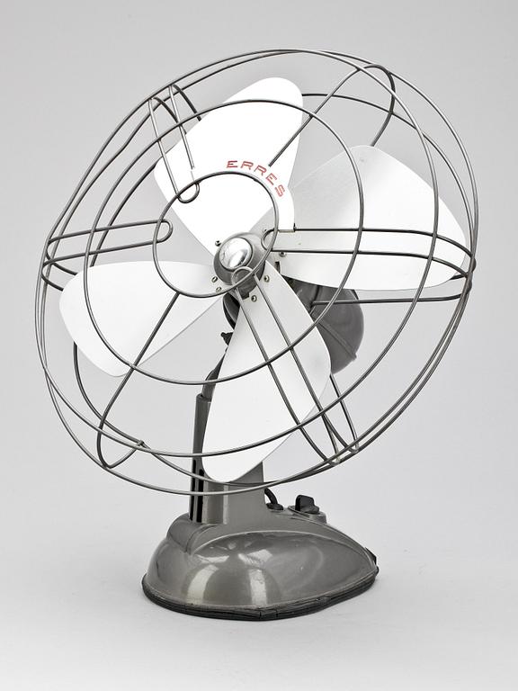 BORDSFLÄKT, metall, Erres, Holland, 1900-talets mitt. Etikettmärkt undertill.