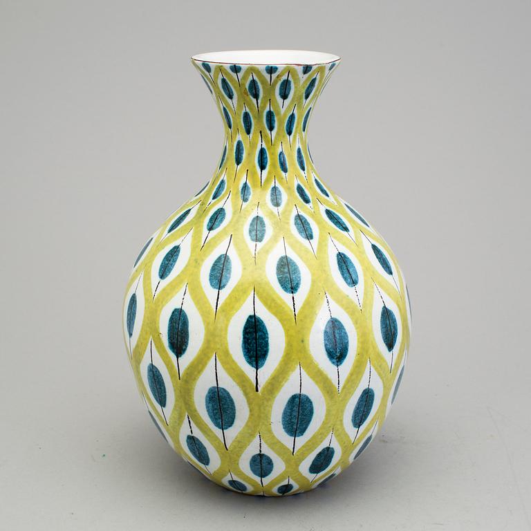 STIG LINDBERG, vas i fajans, Gustavsberg studio 1950-tal.