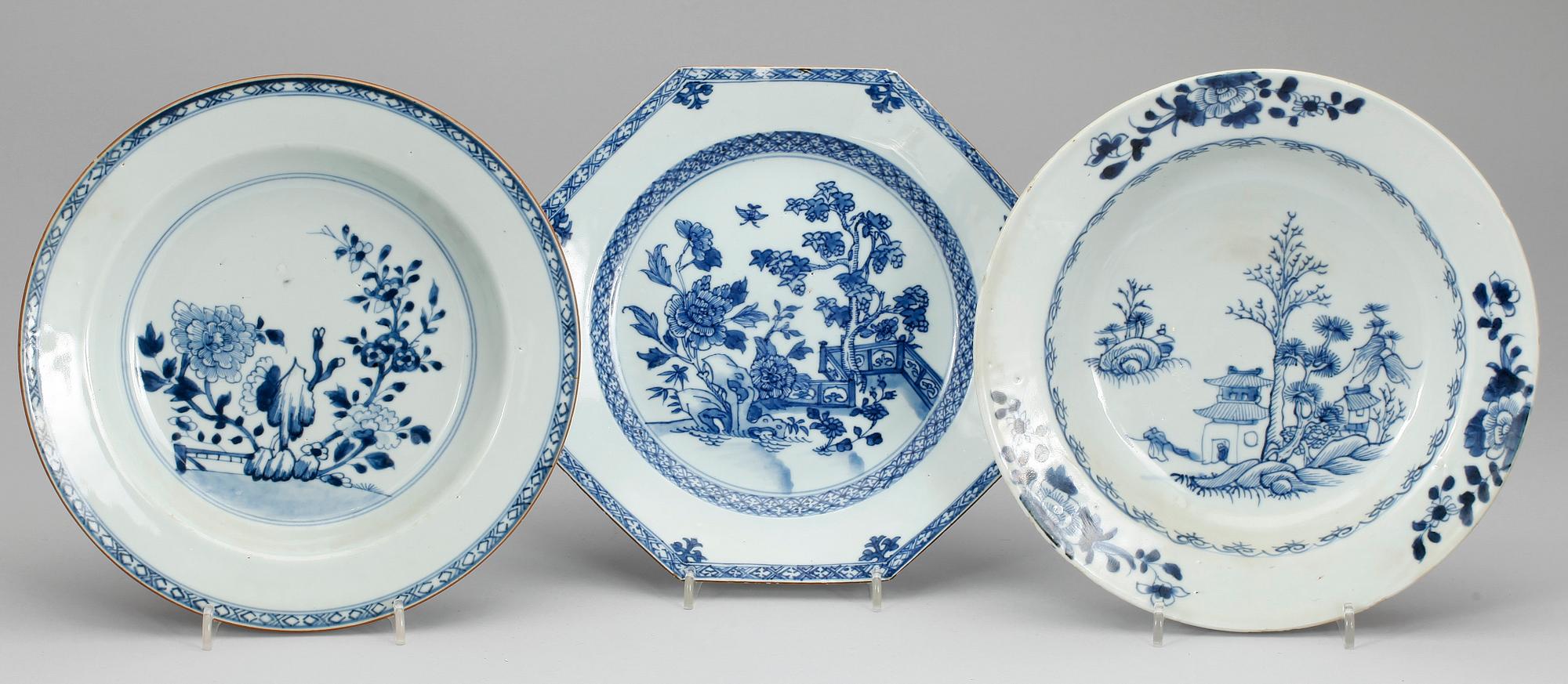 TALLRIKAR, 10 st. Porslin, bl a Qianlong (1736-95).