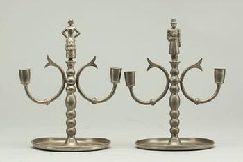 KANDELABRAR, tenn, ett par. Nils Fougstedt för Firma Svenskt Tenn, Stockholm 1929.