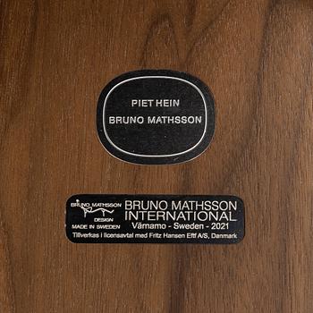 Bruno Mathsson & Piet Hein, dining table 'Superellipse', Bruno Mathsson International.