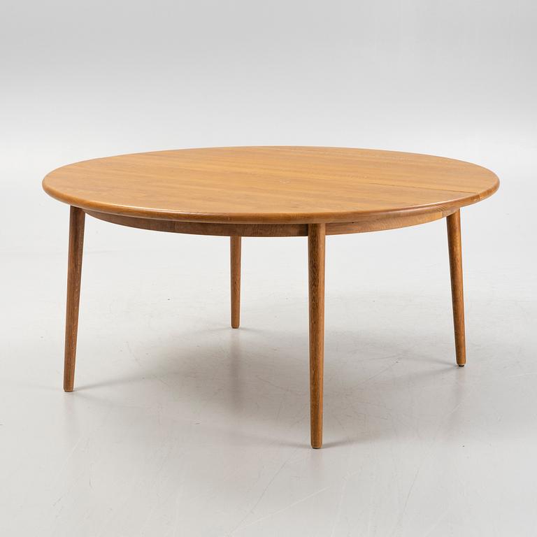 Jonas Lindvall, a astained oak dining table, stolab.