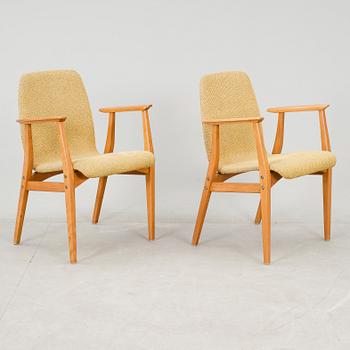 STOLAR, ett par, samt SOFFBORD, Svegards, Markaryd, 1950/60-tal.