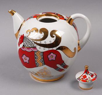 TEKANNA, porslin, Ryssland, 1900-talets mitt.