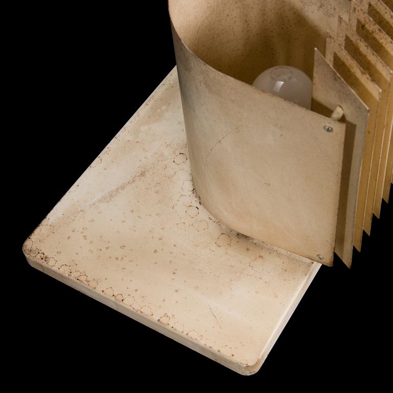 ALVAR AALTO, kattovalaisin, malli AE-7055, Itsu 1960-luku.