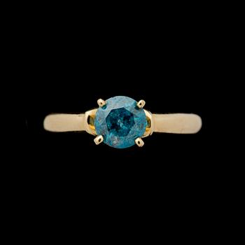 RING, 14 k guld, ca 1,36ct funny blue brilliant. Vikt ca 3,5 gram.
