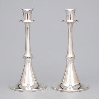 LJUSSTAKAR, ett par, silver, MGAB, Uppsala, 1957.