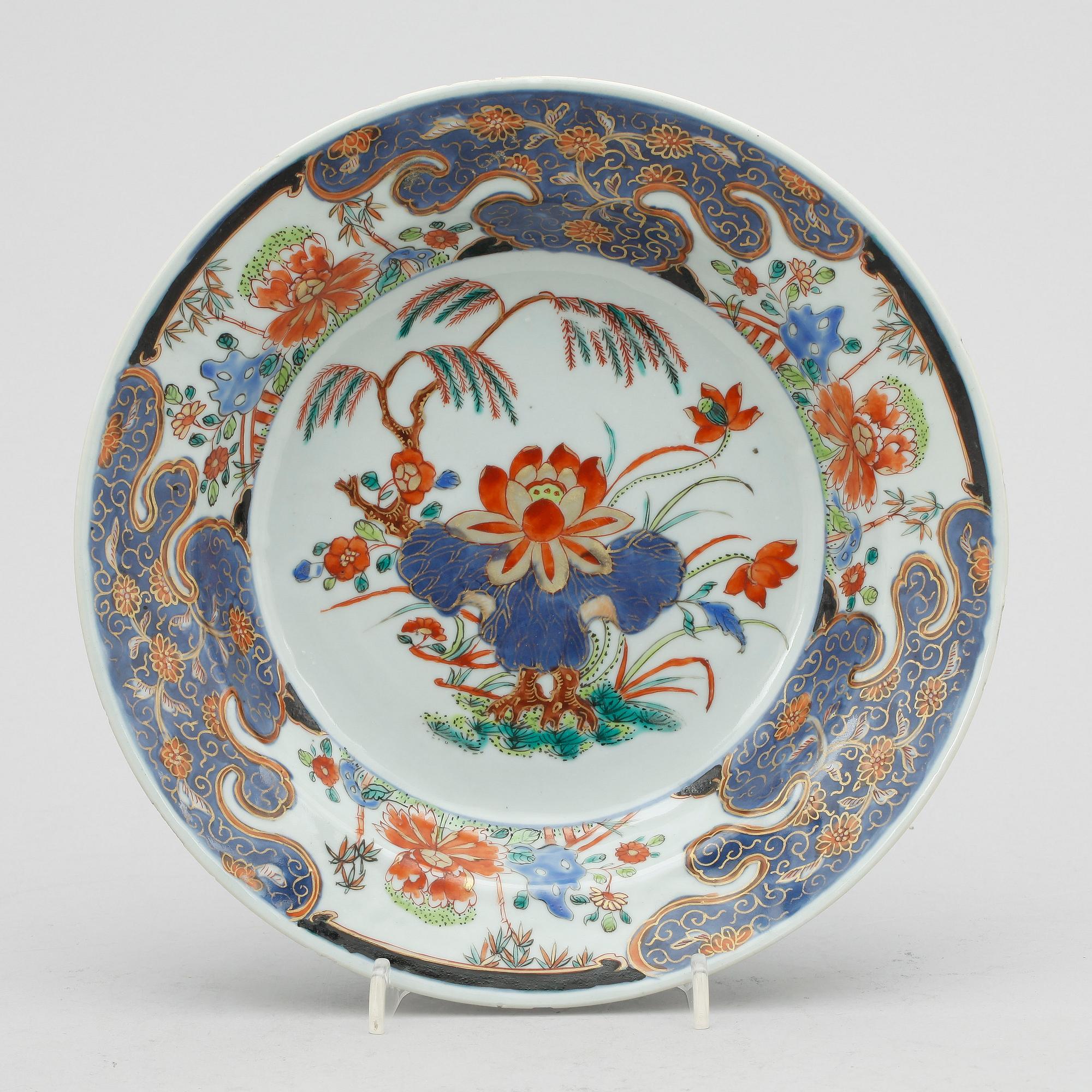 TALLRIK, porslin, Kina, 1700-talets början.