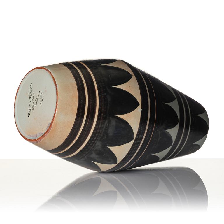 Carl-Harry Stålhane, golvvas, s k "Torro-fajans", dekor av Aune Laukkanen, Rörstrand.