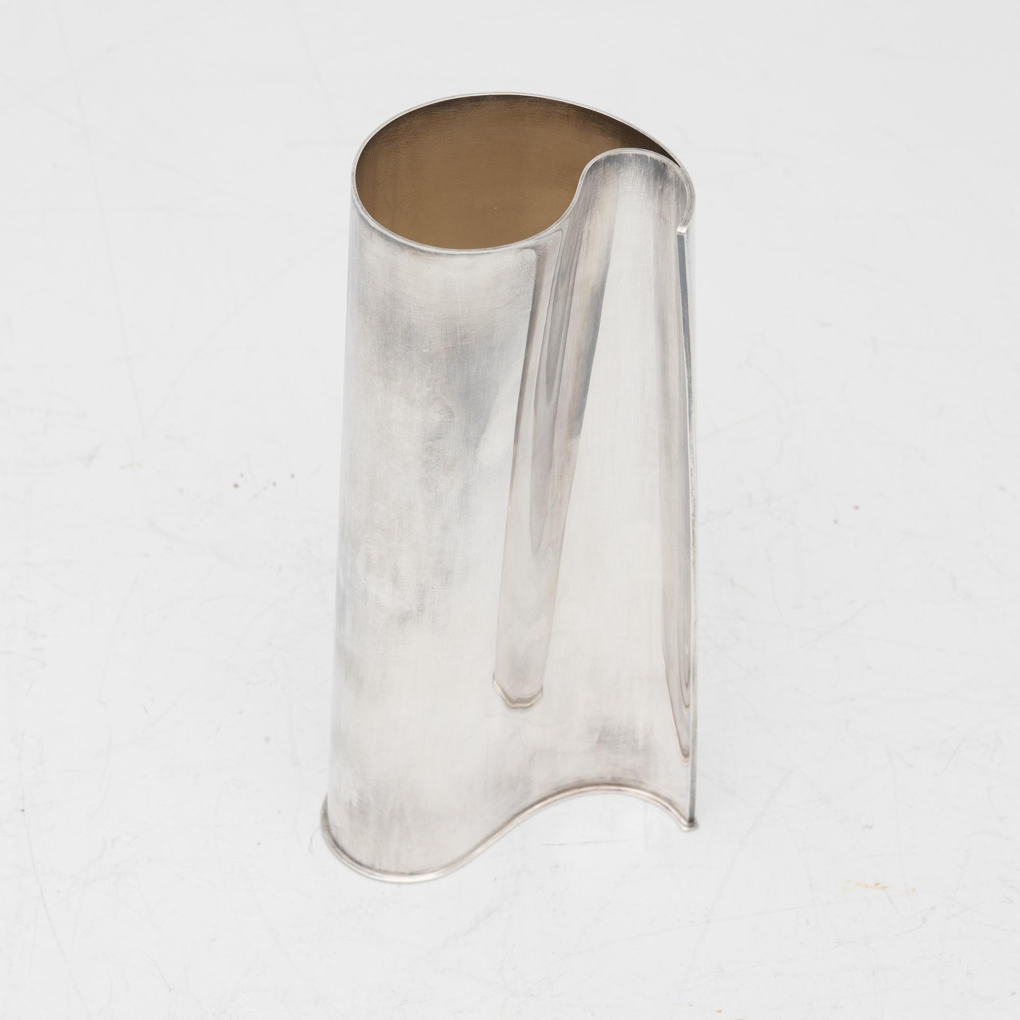 Rolf Lindståhl, a sterling silver vase, Stockholm, 2008.