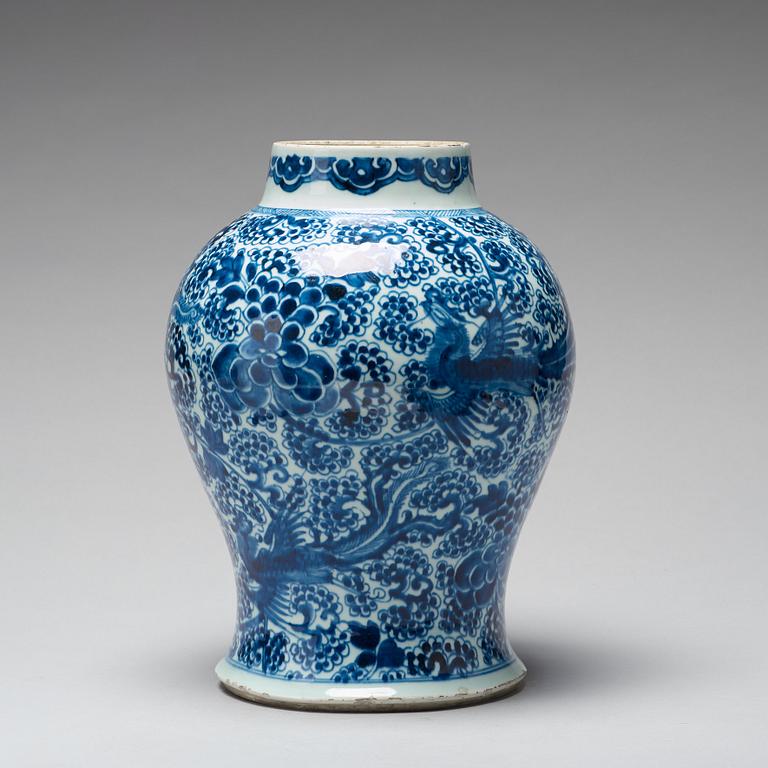 A blue and white jar, Qing dynasty, 18th Century.