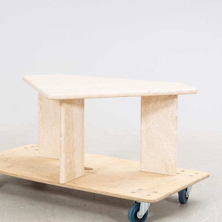 Soffbord/sidobord sent 1900-tal.